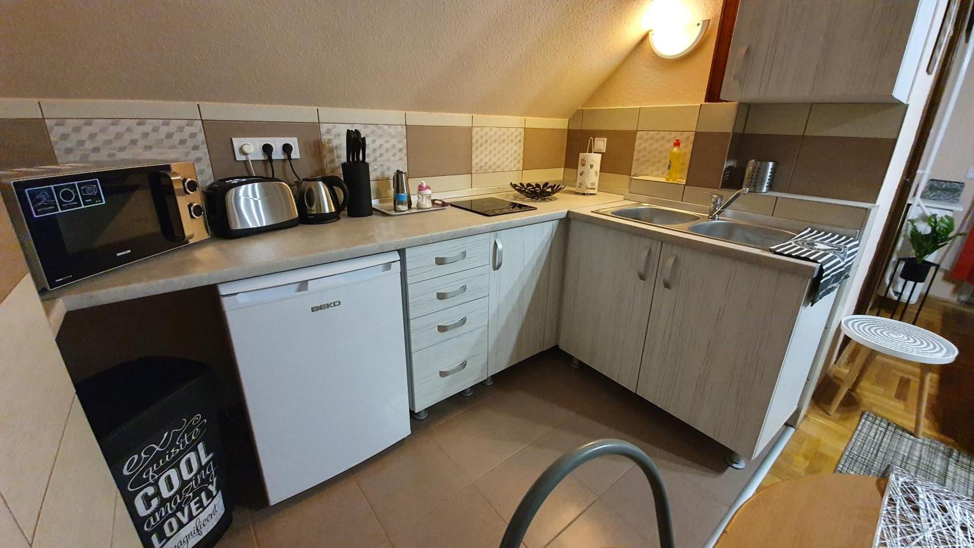 Agnes Vendeghazak Siofok-Apartman 2 Exterior photo